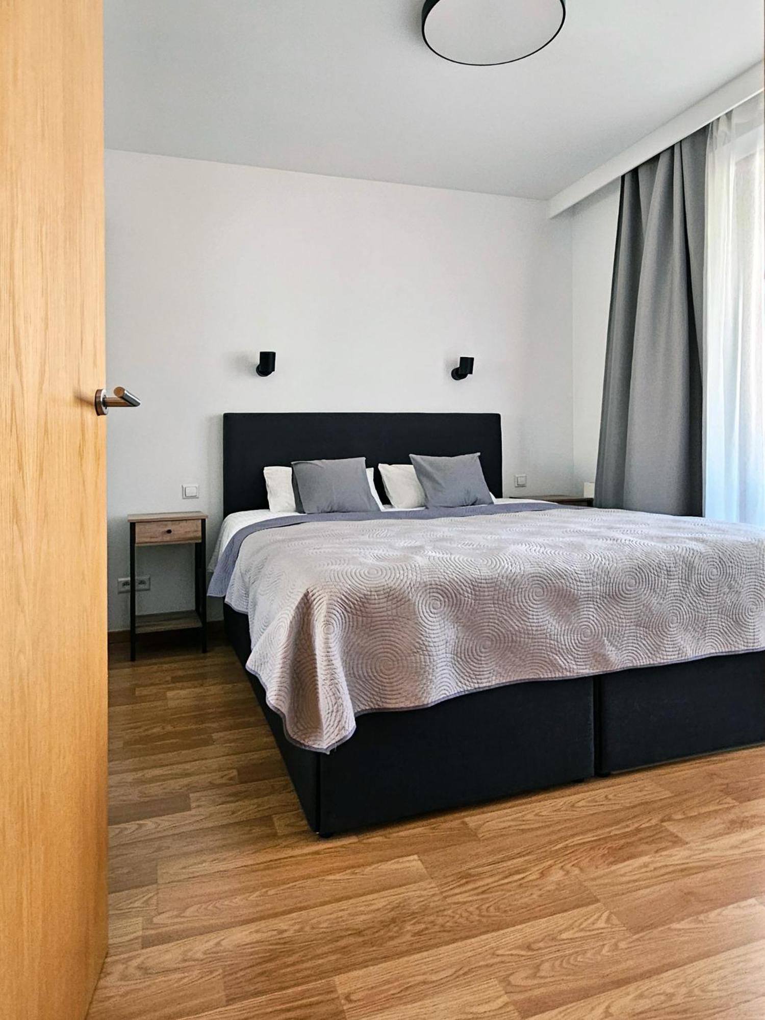 Old Town Plaza Apartment Krasków Eksteriør bilde